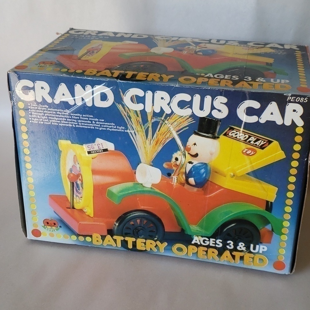 Vintage Grand Circus Action Toy Clown Car Battery Operated circa 1970 Apple Toys